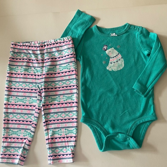 Carter’s Girls 12 Months Outfits -4 piece lot EUC - Picture 6 of 8